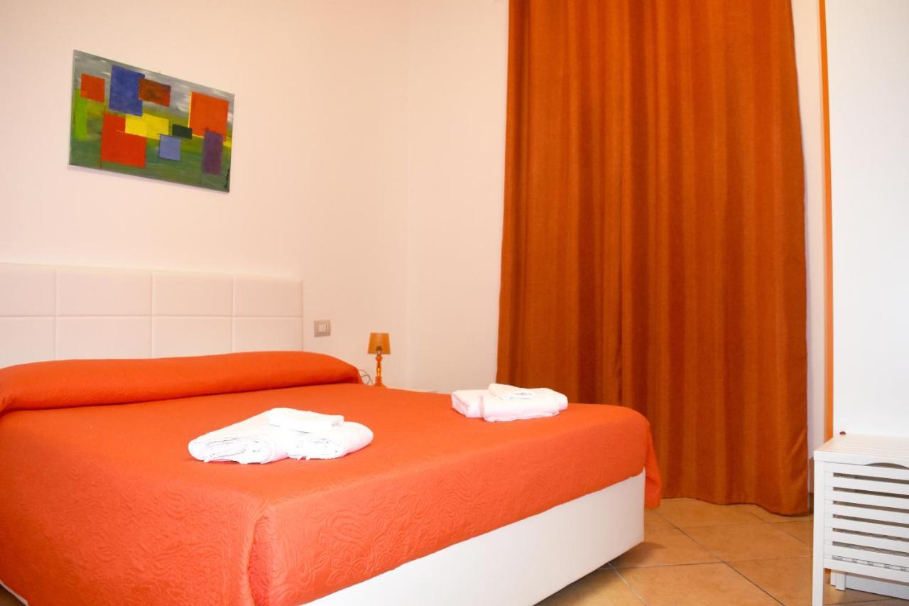 Bed & Breakfast Domus Pepe سكاليا المظهر الخارجي الصورة