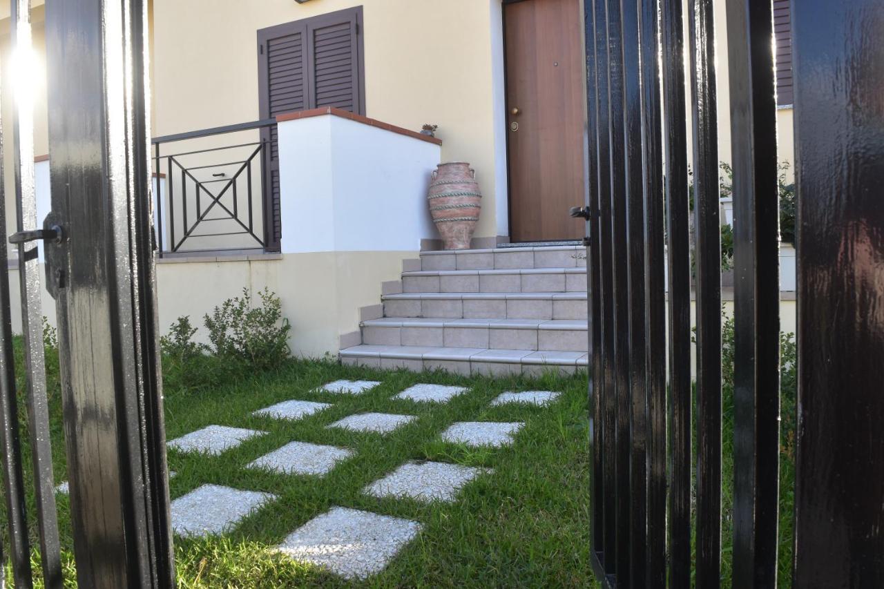 Bed & Breakfast Domus Pepe سكاليا المظهر الخارجي الصورة